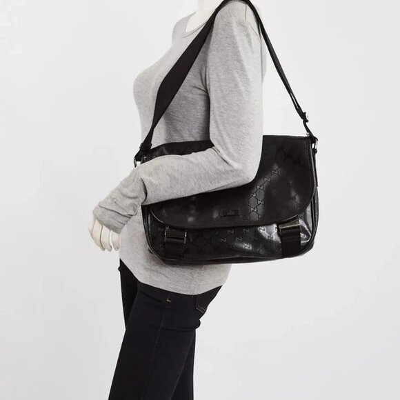 Gucci Black GG Imprime Coated Canvas Medium Messenger Bag - Picture 2 of 12